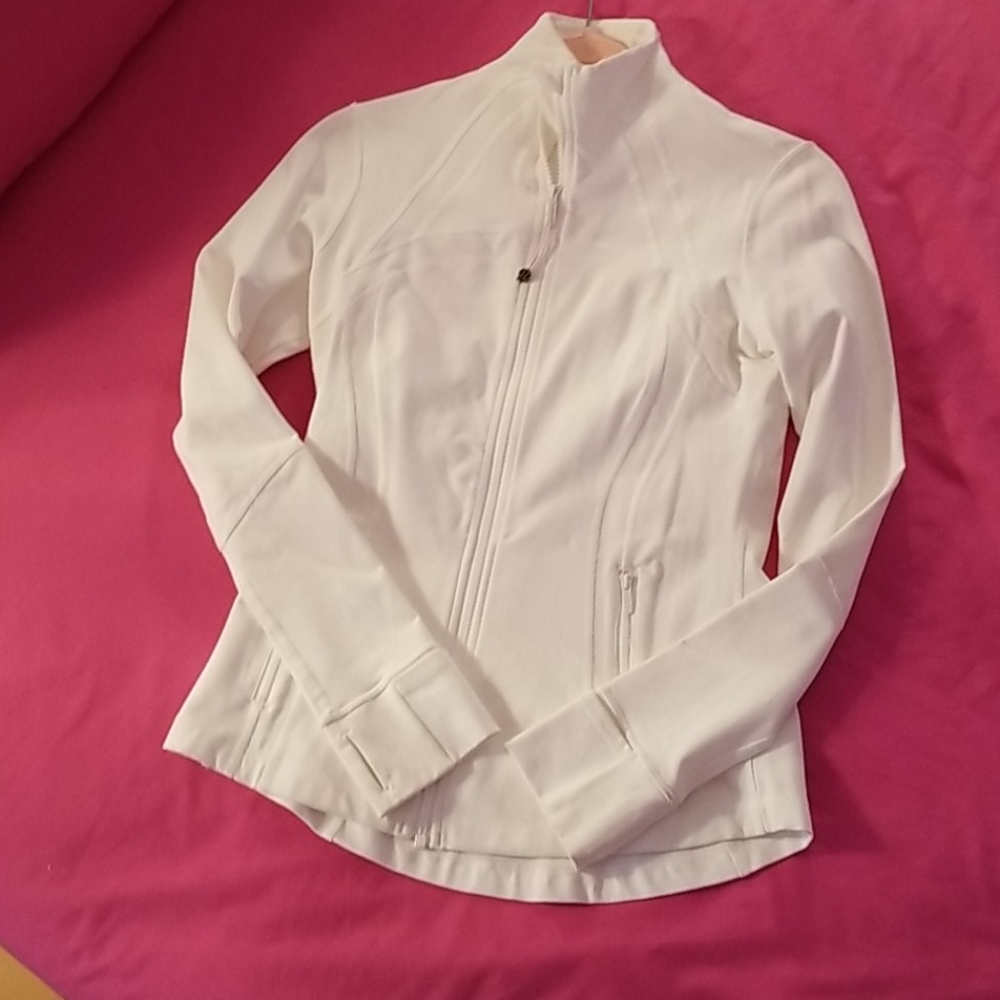 LULULEMON NEVER WORN JACKET